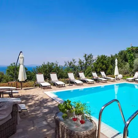 Villa Luxury Retreat In